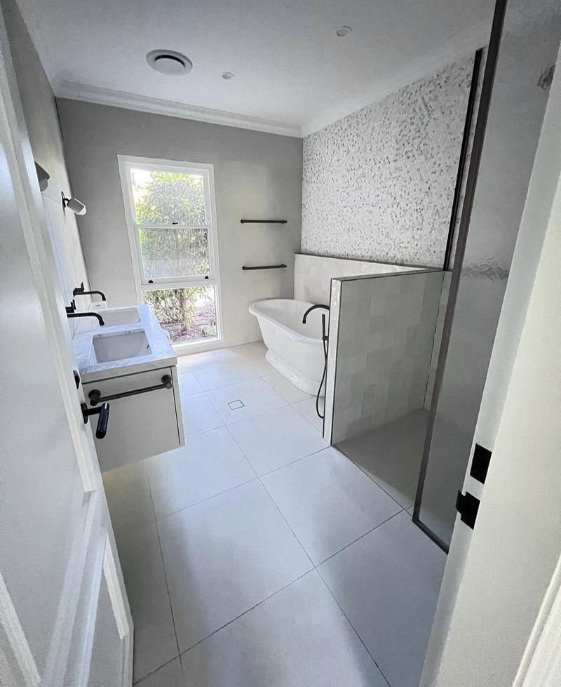 Bathroom after renovation - contemporary finish